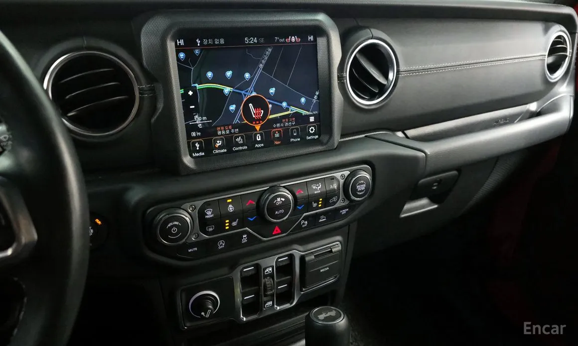 Фото 14 - Jeep Wrangler