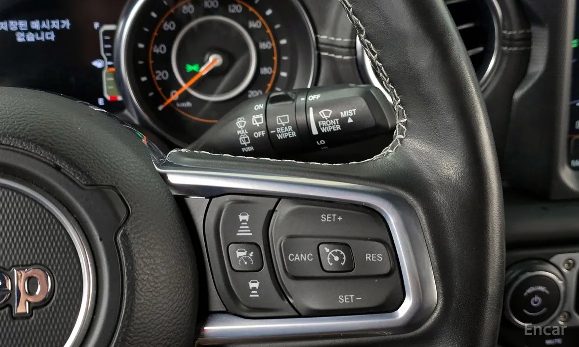 Фото 17 - Jeep Wrangler