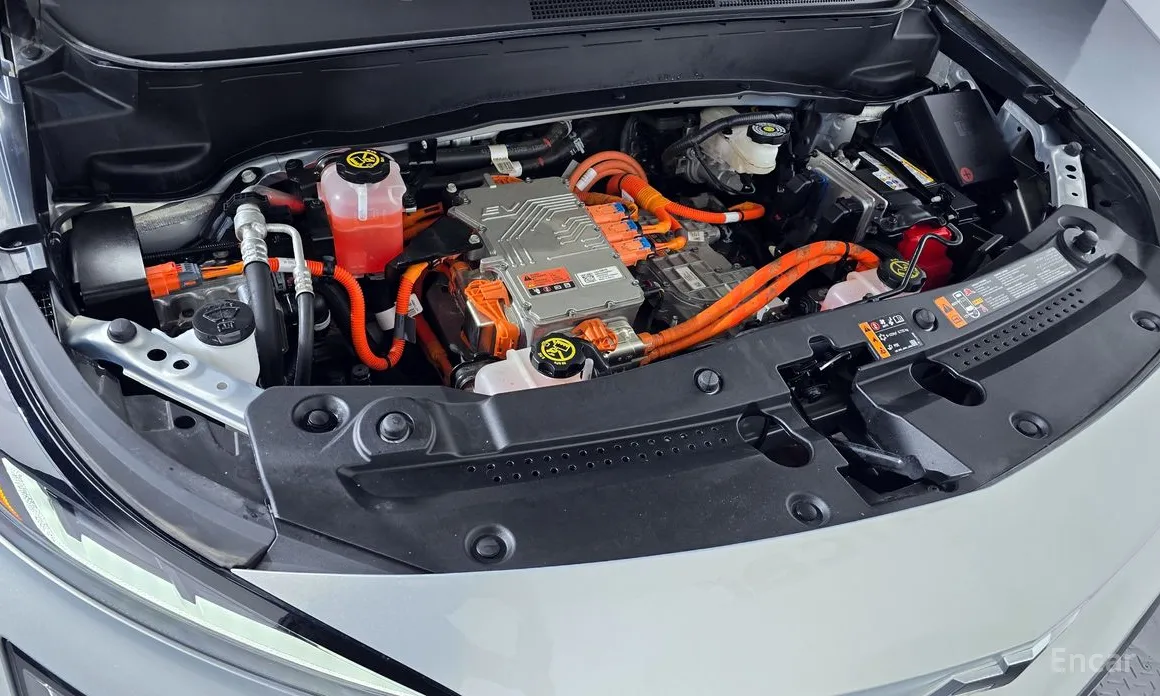 Фото 6 - Chevrolet Bolt EUV