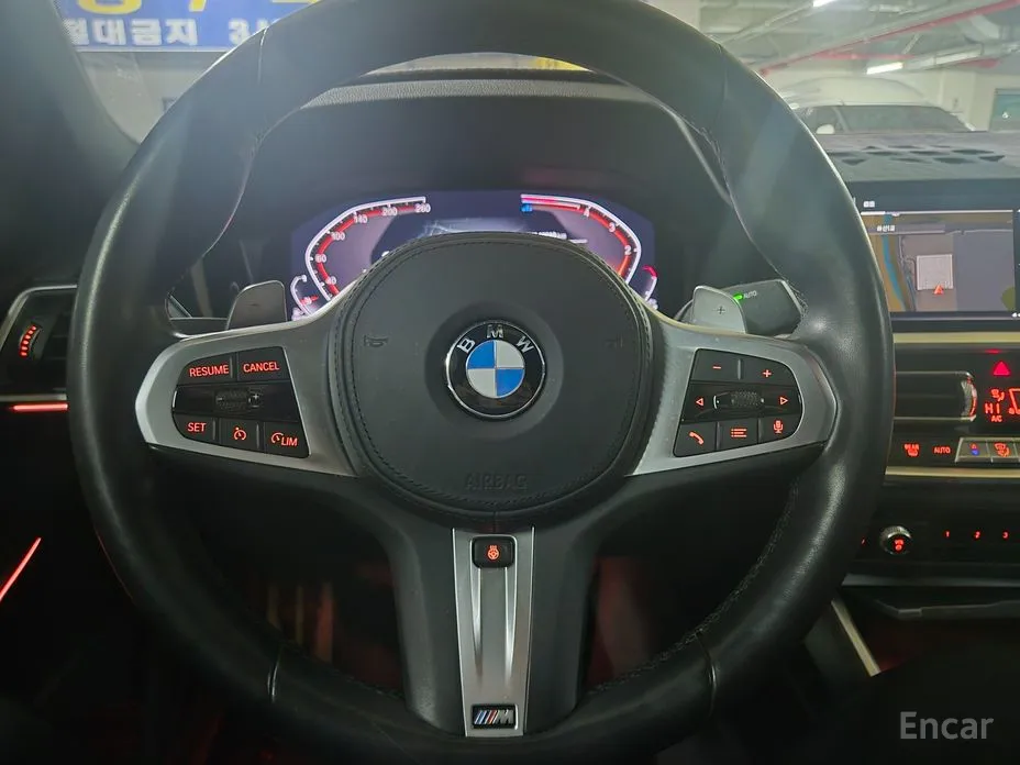 Photo 4 - BMW 3 Series