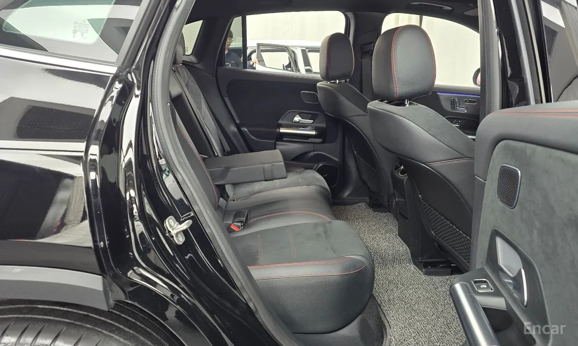 Фото 12 - Mercedes-Benz EQA