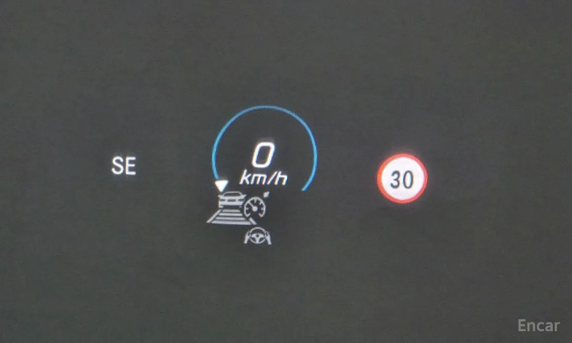 Фото 17 - Mercedes-Benz EQA