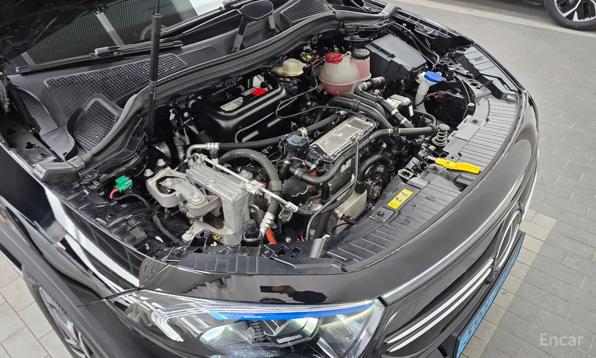 Фото 6 - Mercedes-Benz EQA