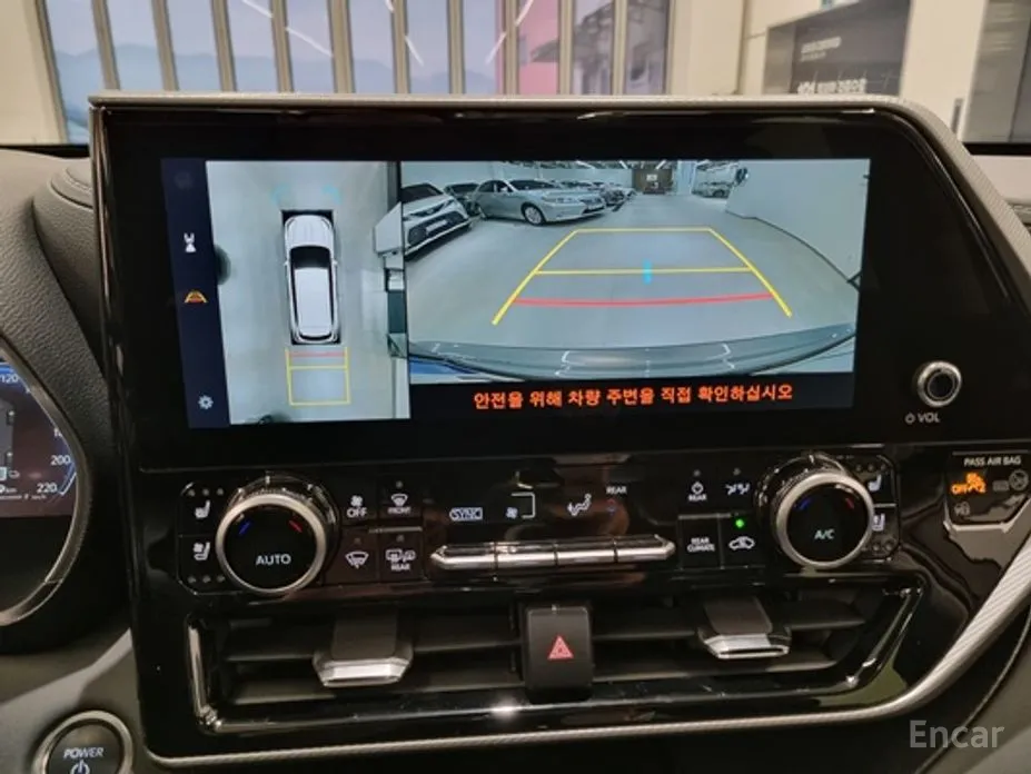 Фото 12 - Toyota Highlander