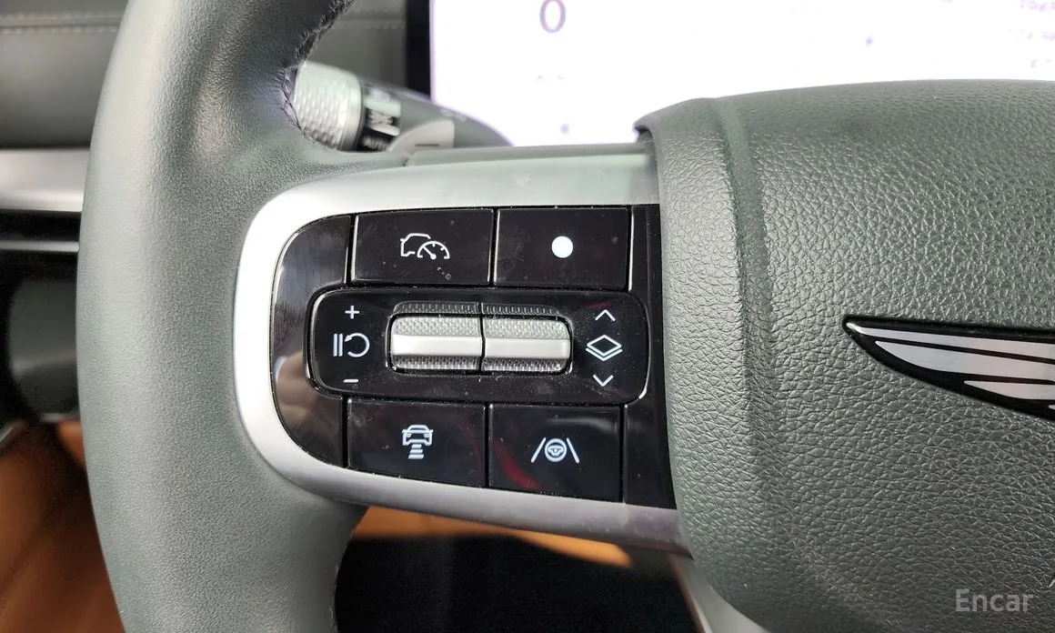 Фото 18 - Genesis GV80