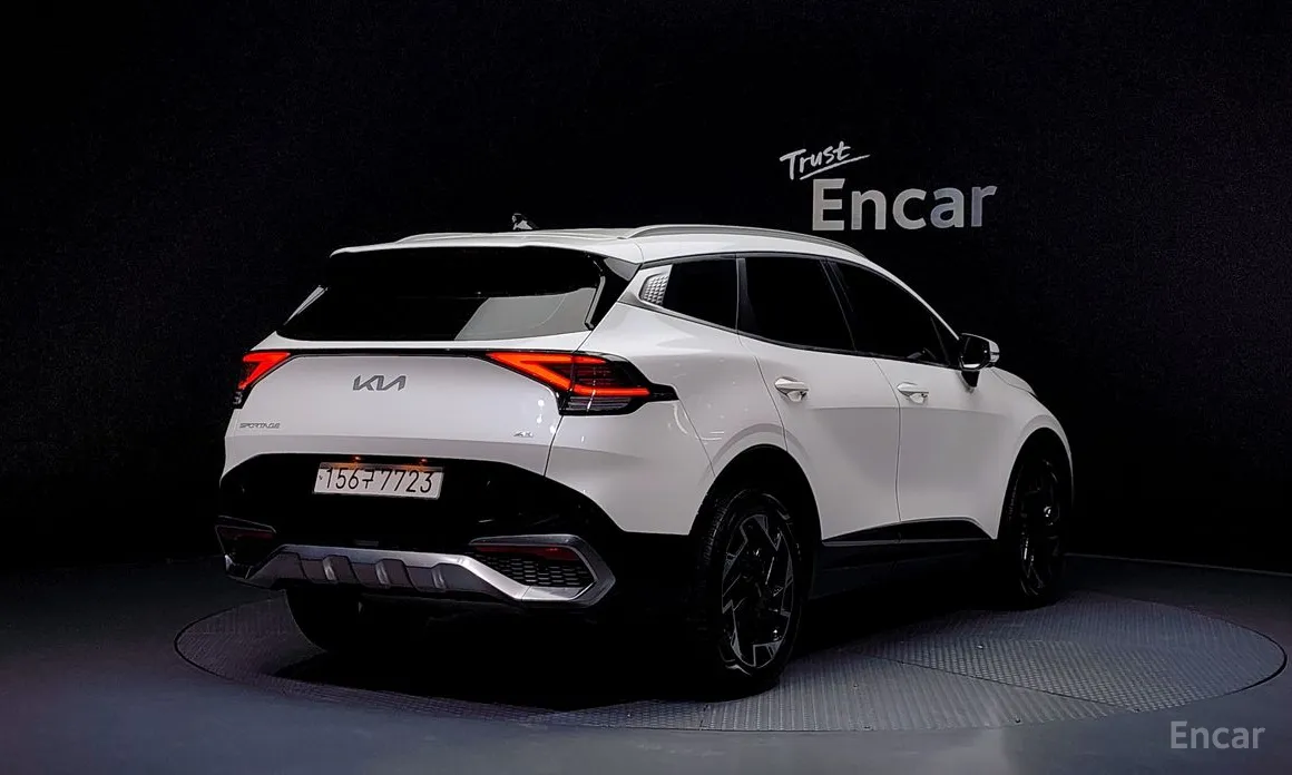 Фото 2 - Kia Sportage