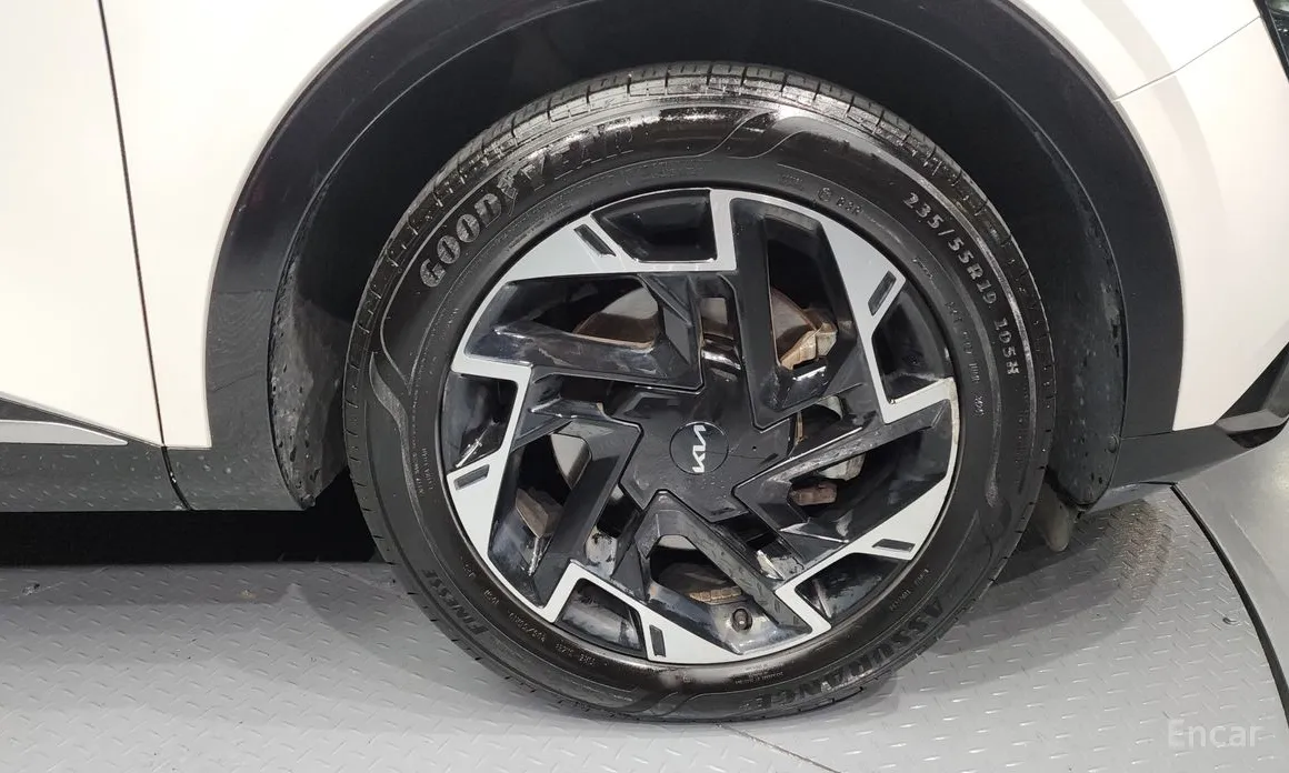 Фото 5 - Kia Sportage