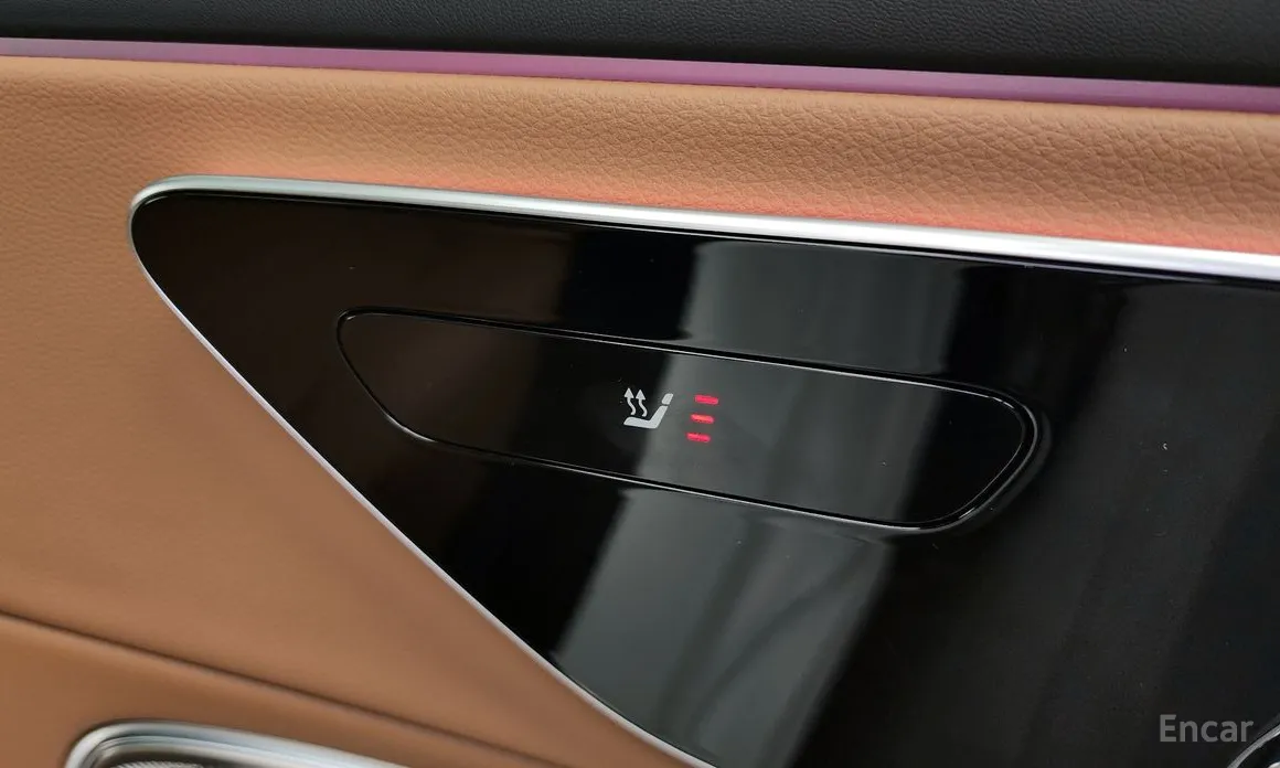 Фото 19 - Mercedes-Benz E-Class