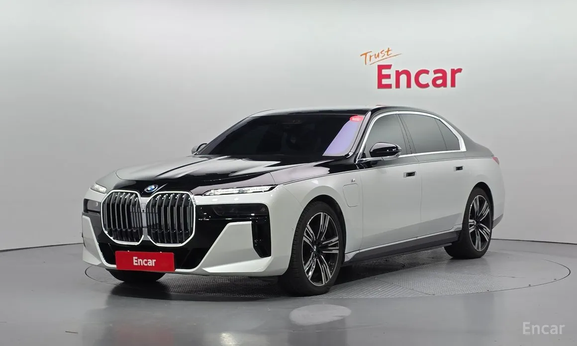 Фото 1 - BMW 7 Series