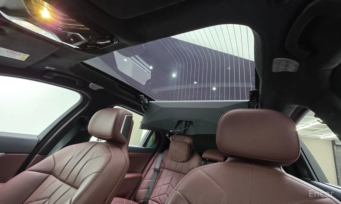 Фото 12 - BMW 7 Series