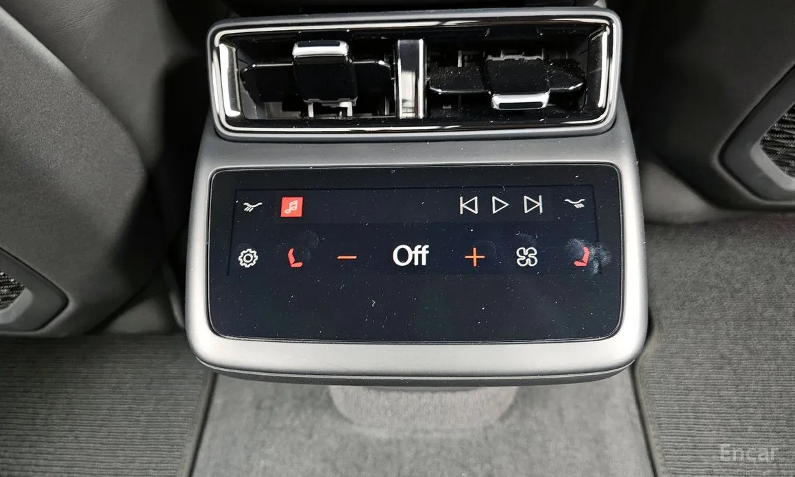 Фото 18 - Polestar 4