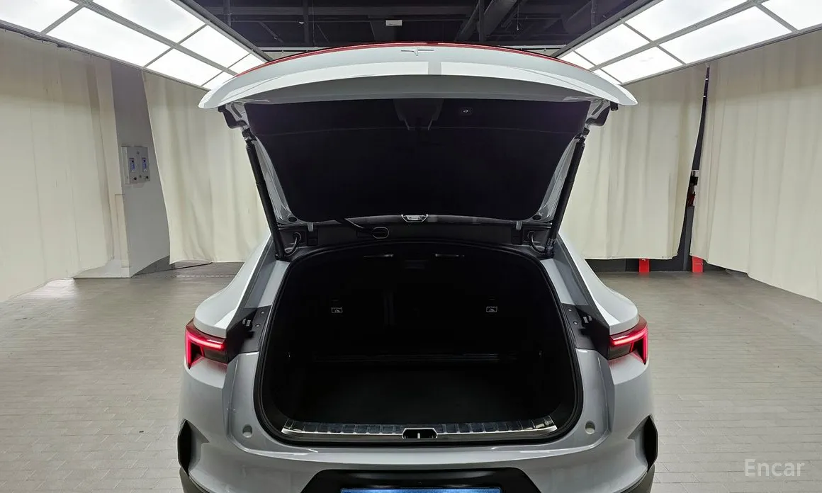 Фото 20 - Polestar 4