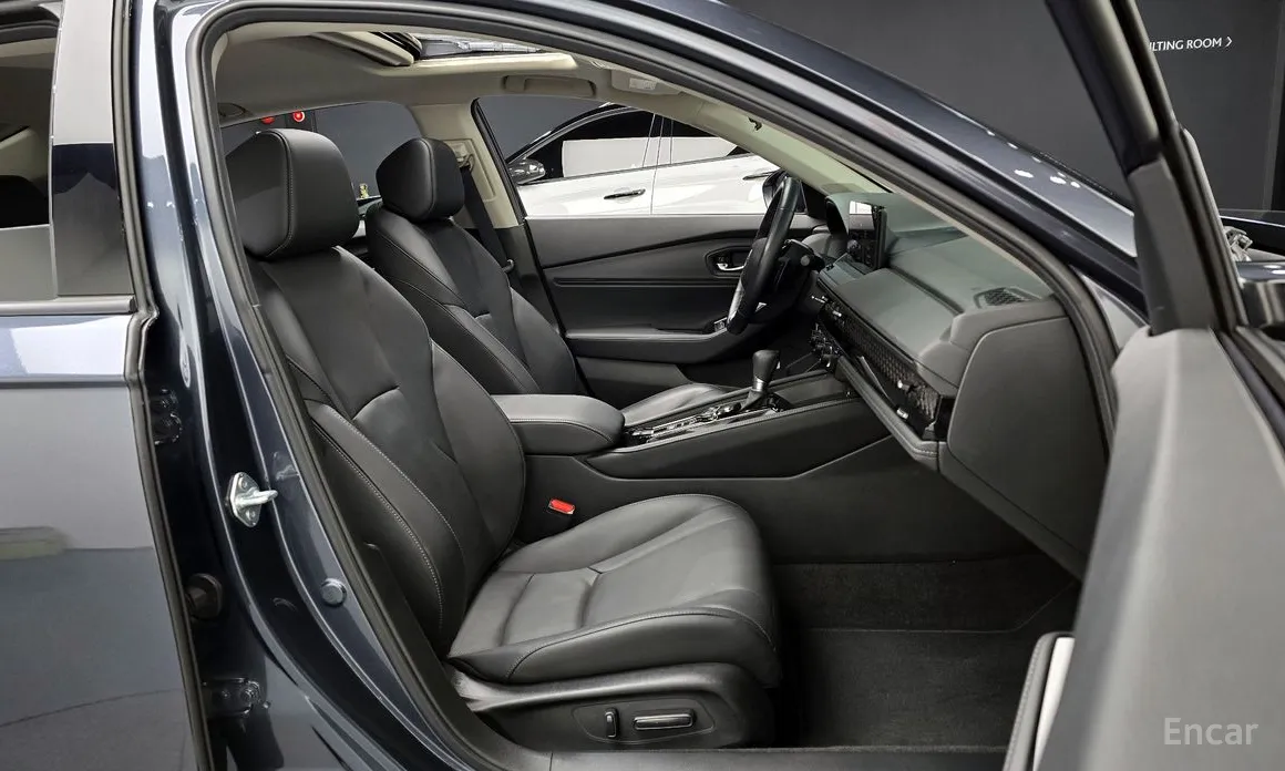 Фото 10 - Honda Accord