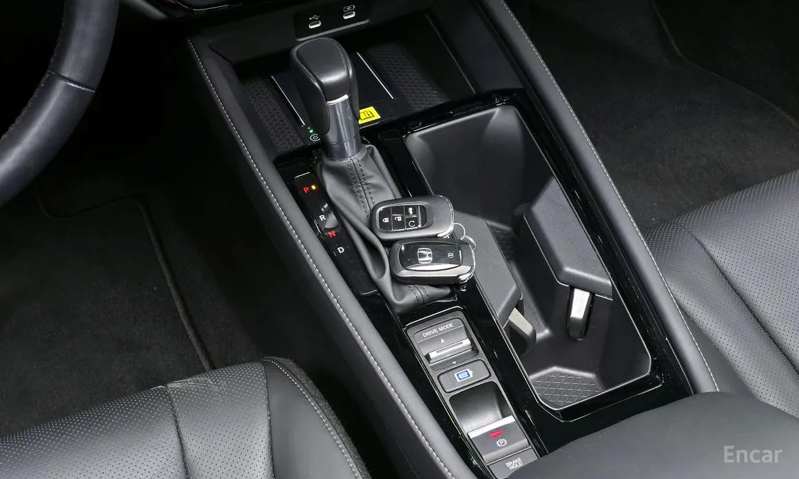 Фото 9 - Honda Accord