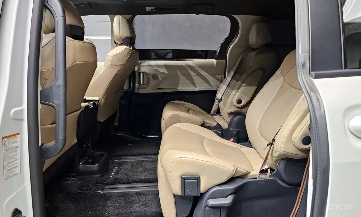 Фото 12 - Toyota Sienna