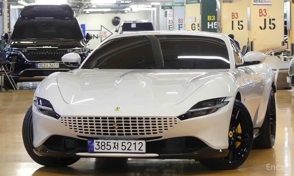 Фото 1 - Ferrari Roma