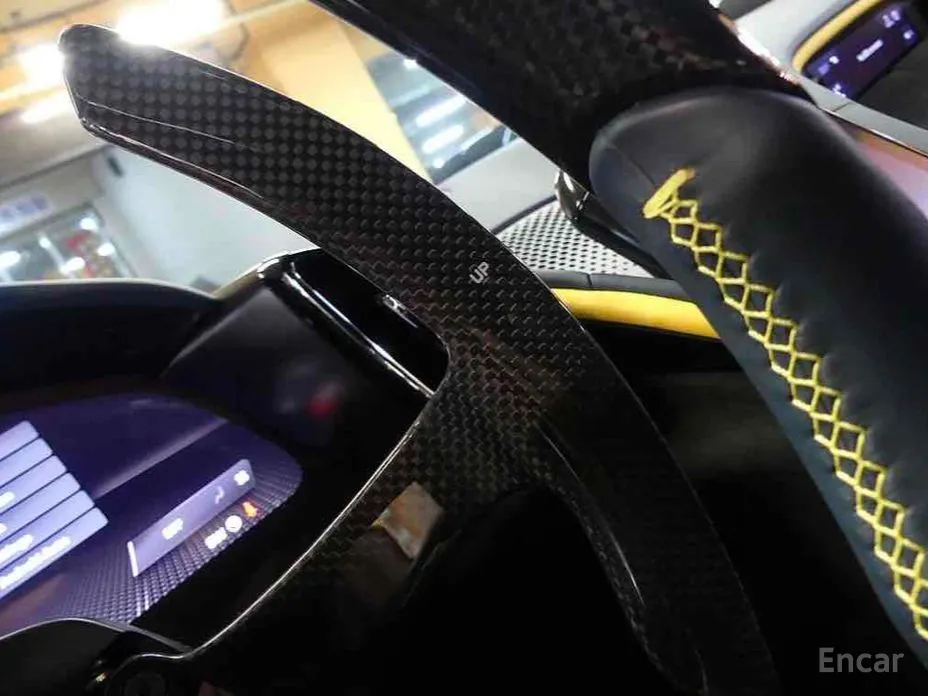 Фото 12 - Ferrari Roma