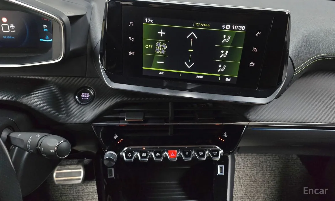 Фото 14 - Peugeot 2008