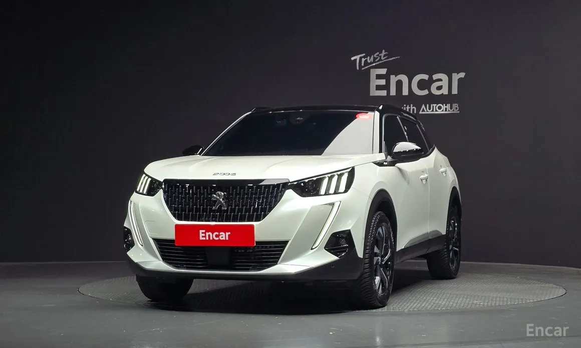 Фото 3 - Peugeot 2008