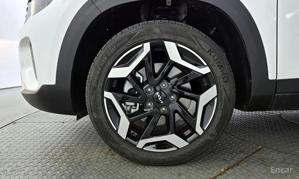 Фото 5 - Kia Seltos