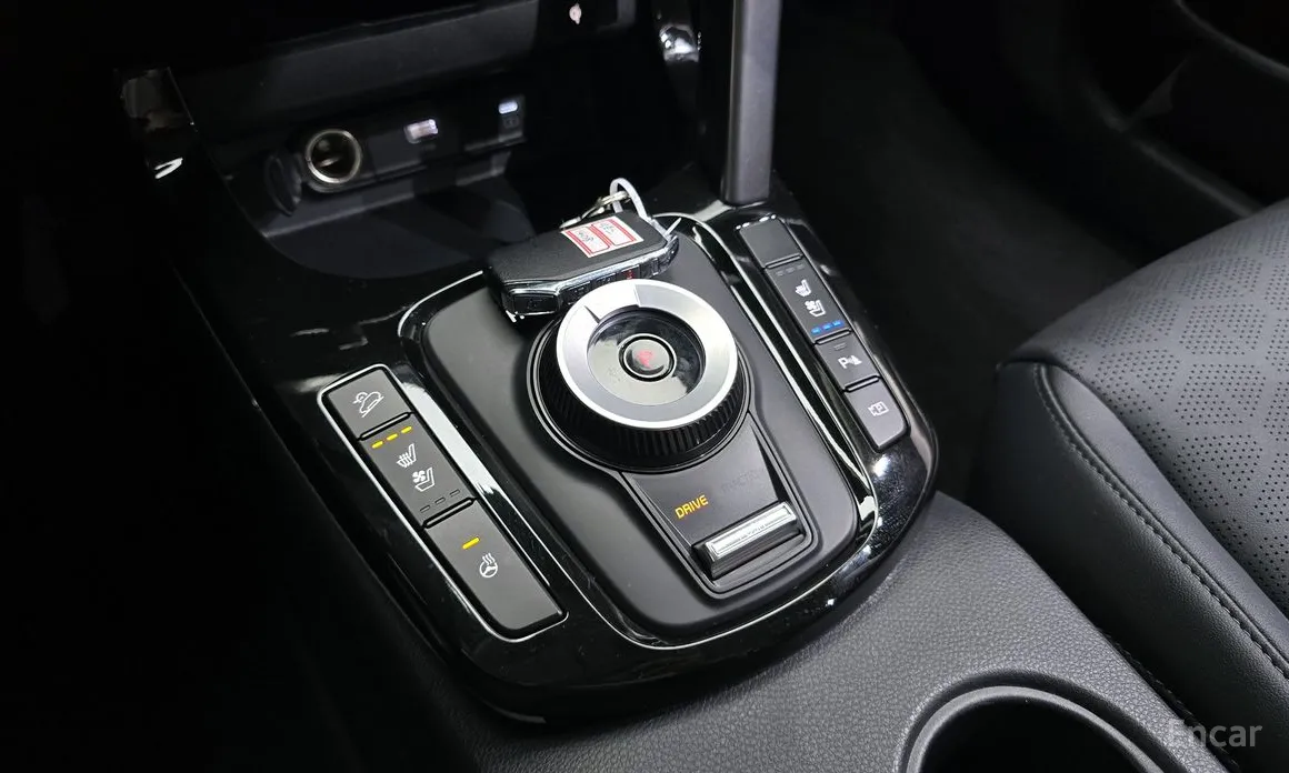 Фото 9 - Kia Seltos