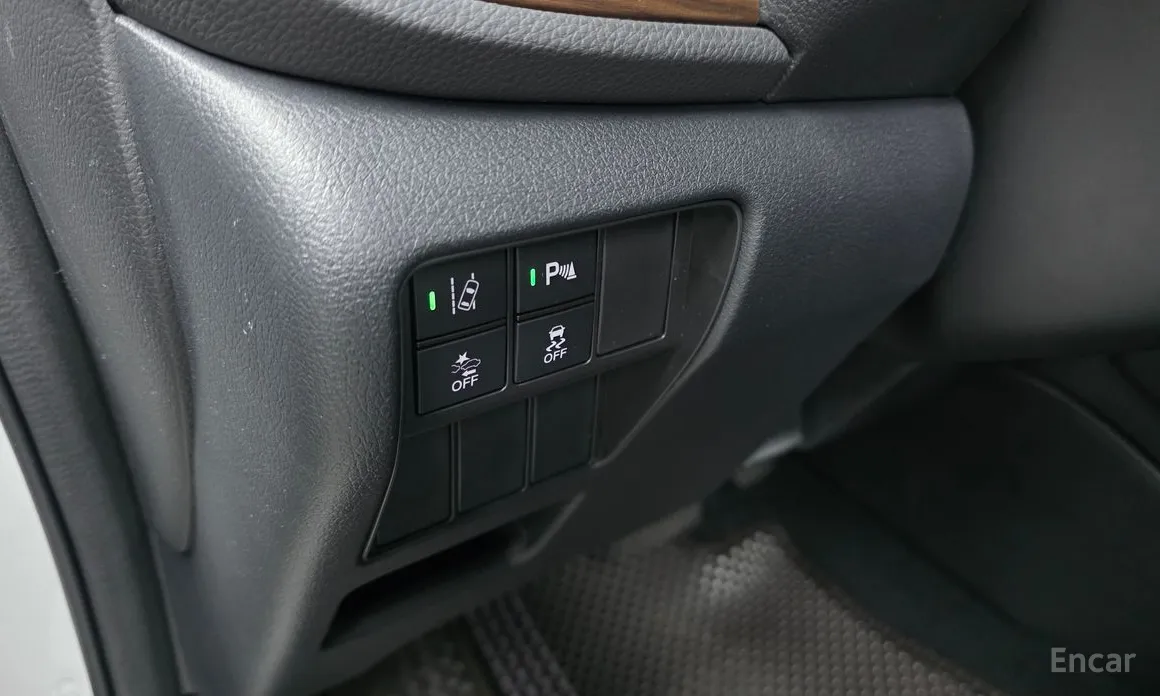 Фото 17 - Honda CR-V