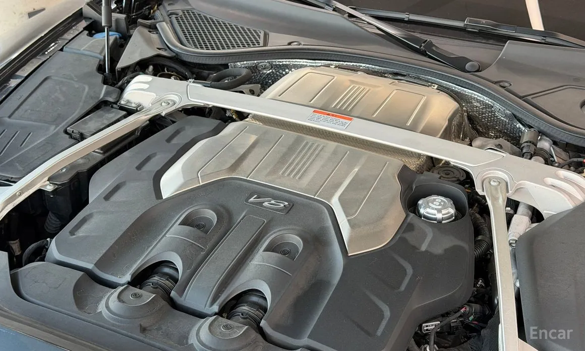 Фото 6 - Bentley Flying Spur