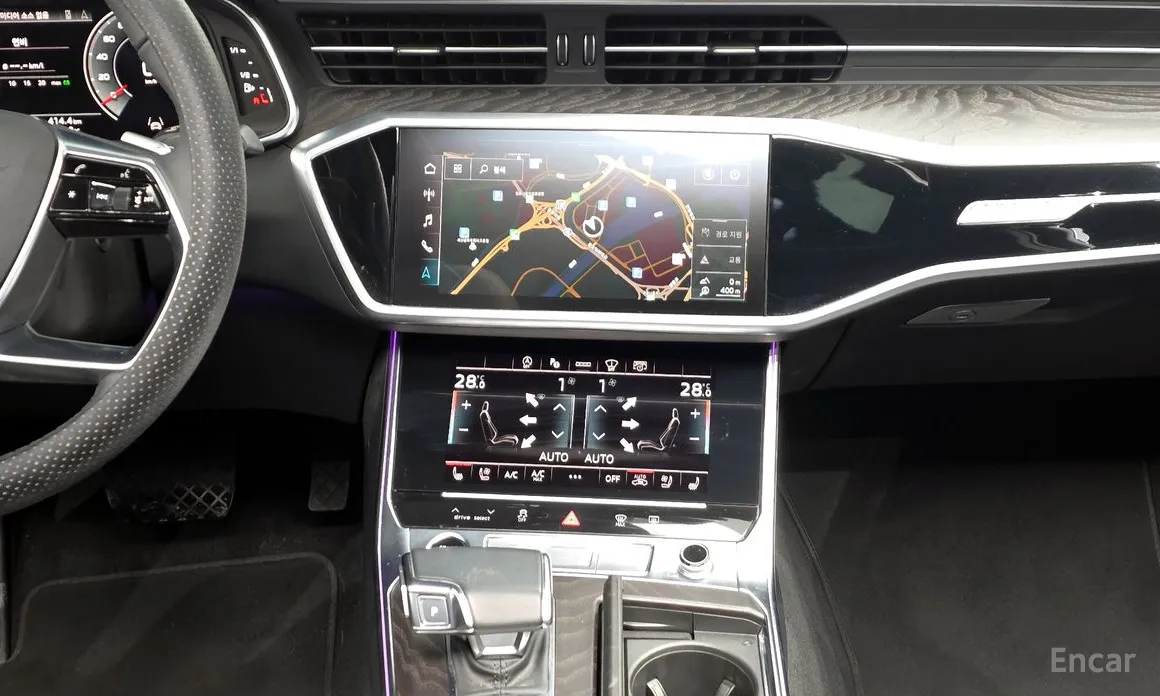 Фото 14 - Audi A6