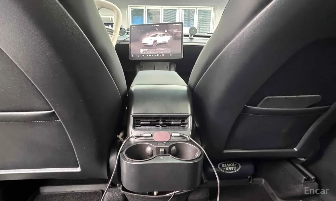 Фото 8 - Tesla Model Y