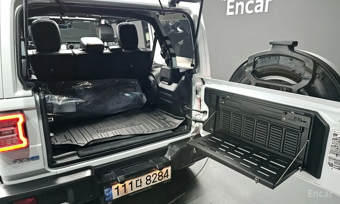 Фото 20 - Jeep Wrangler