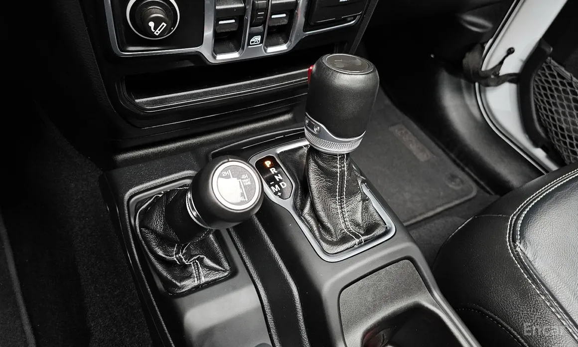 Фото 9 - Jeep Wrangler