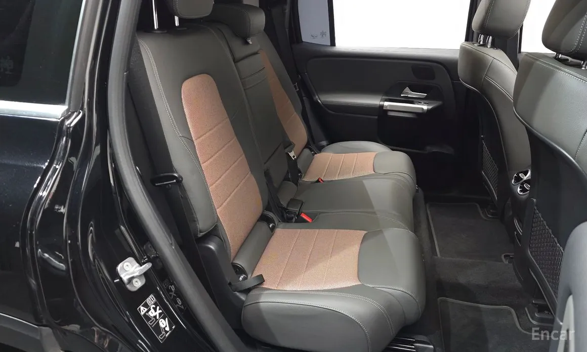 Фото 11 - Mercedes-Benz EQB