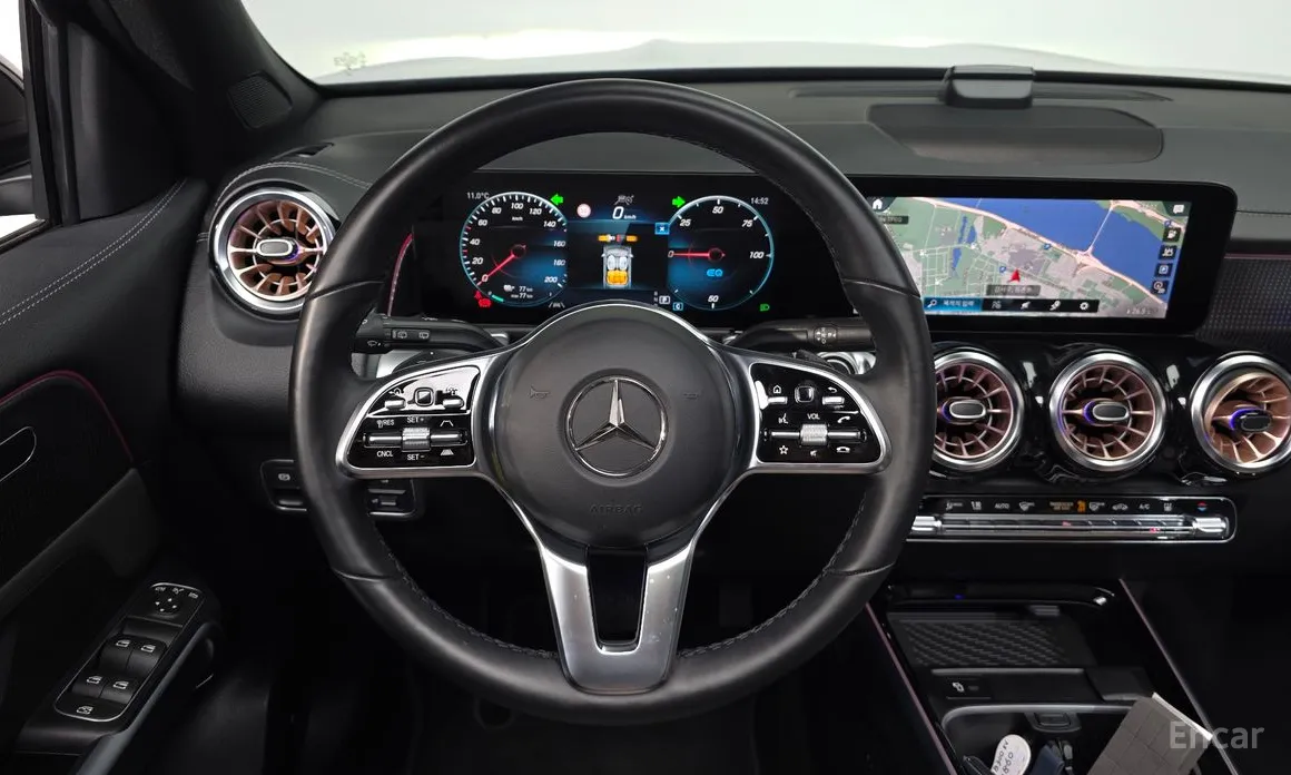 Фото 13 - Mercedes-Benz EQB