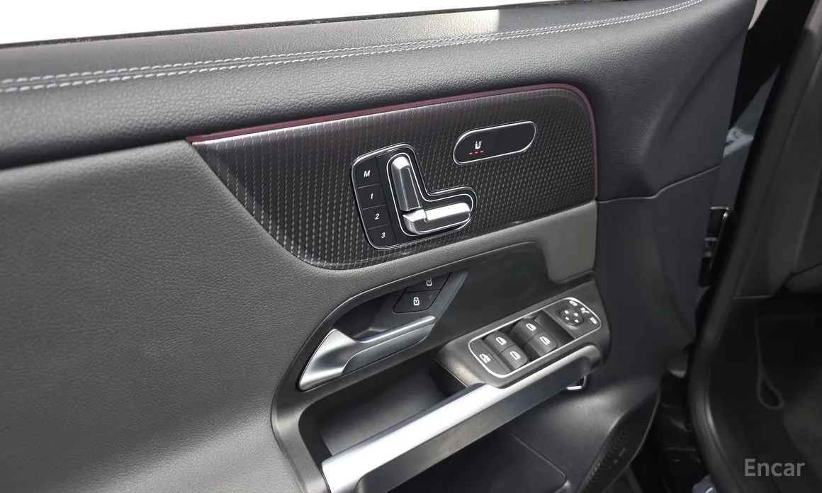 Фото 19 - Mercedes-Benz EQB