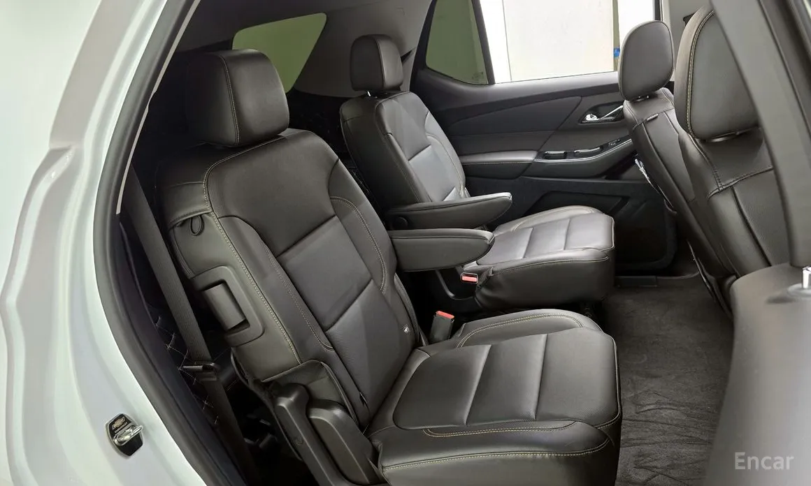 Фото 12 - Chevrolet Traverse