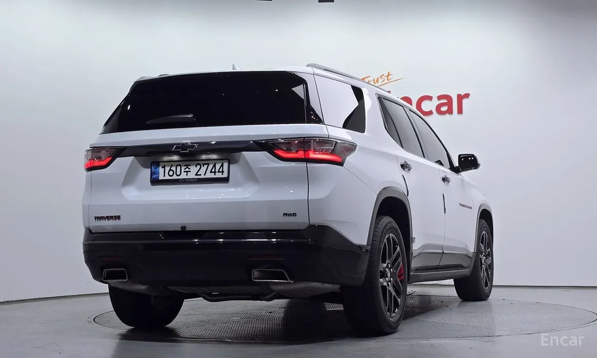 Фото 2 - Chevrolet Traverse