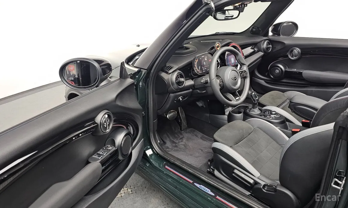 Фото 11 - Mini Cooper Convertible