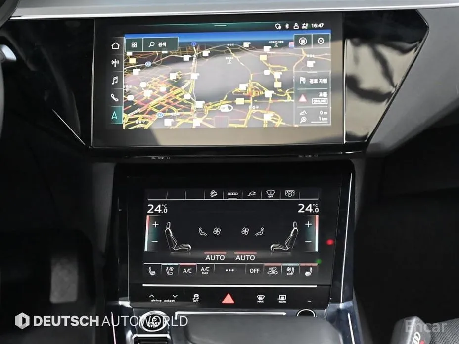 Фото 14 - Audi e-tron