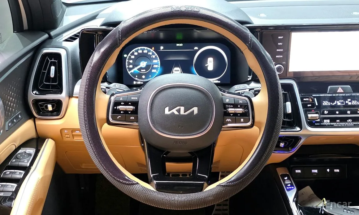 Фото 13 - Kia Sorento