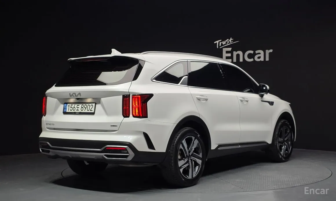 Фото 2 - Kia Sorento