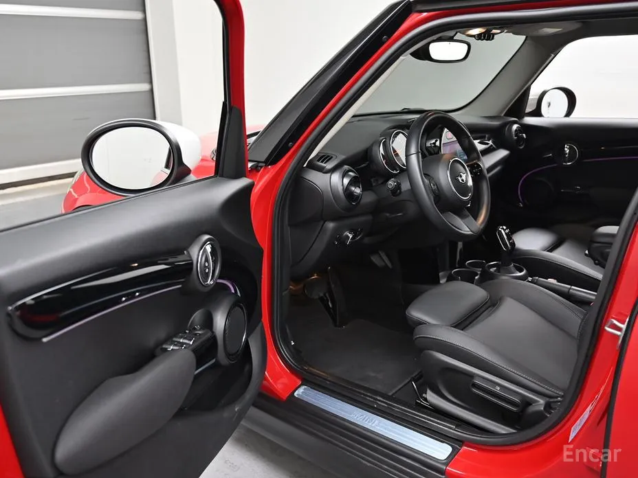 Фото 11 - Mini Cooper