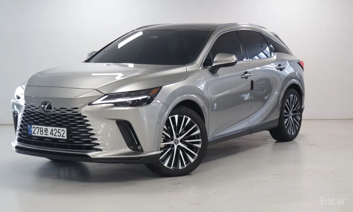 Фото 1 - Lexus RX