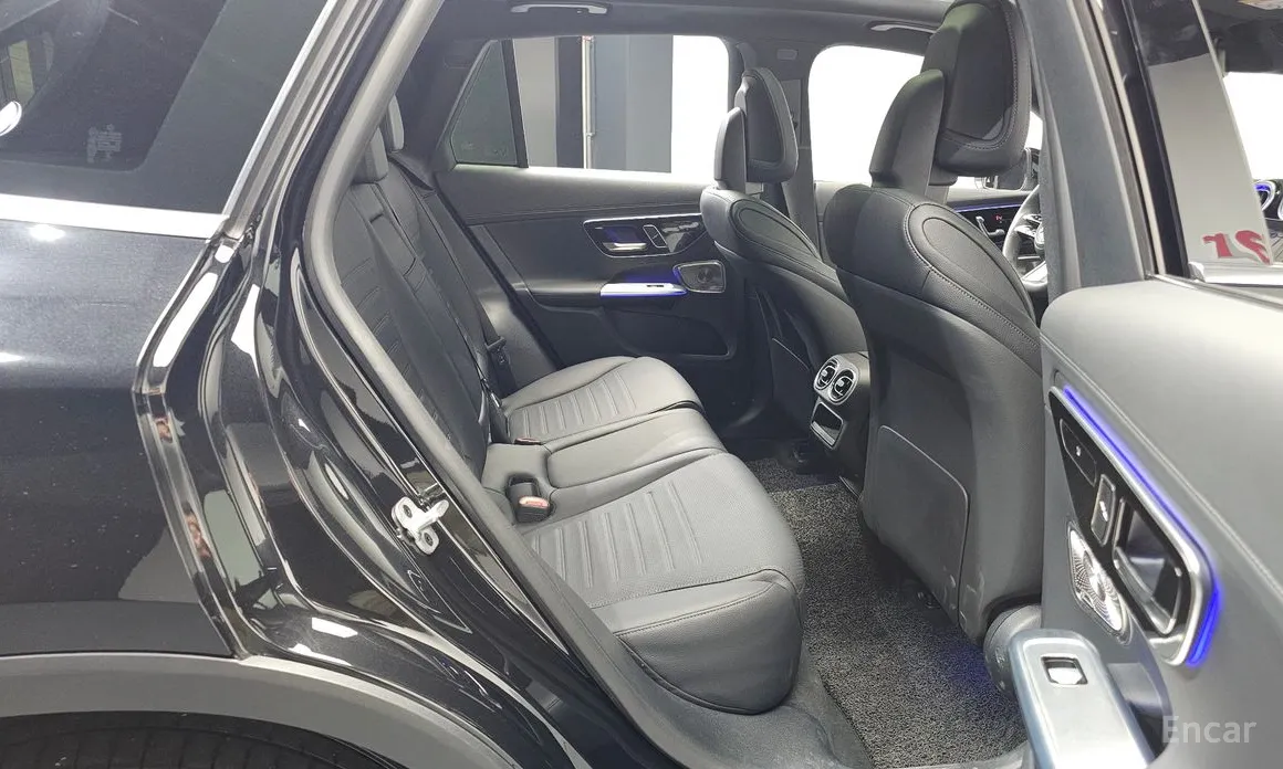 Фото 12 - Mercedes-Benz GLC-Class