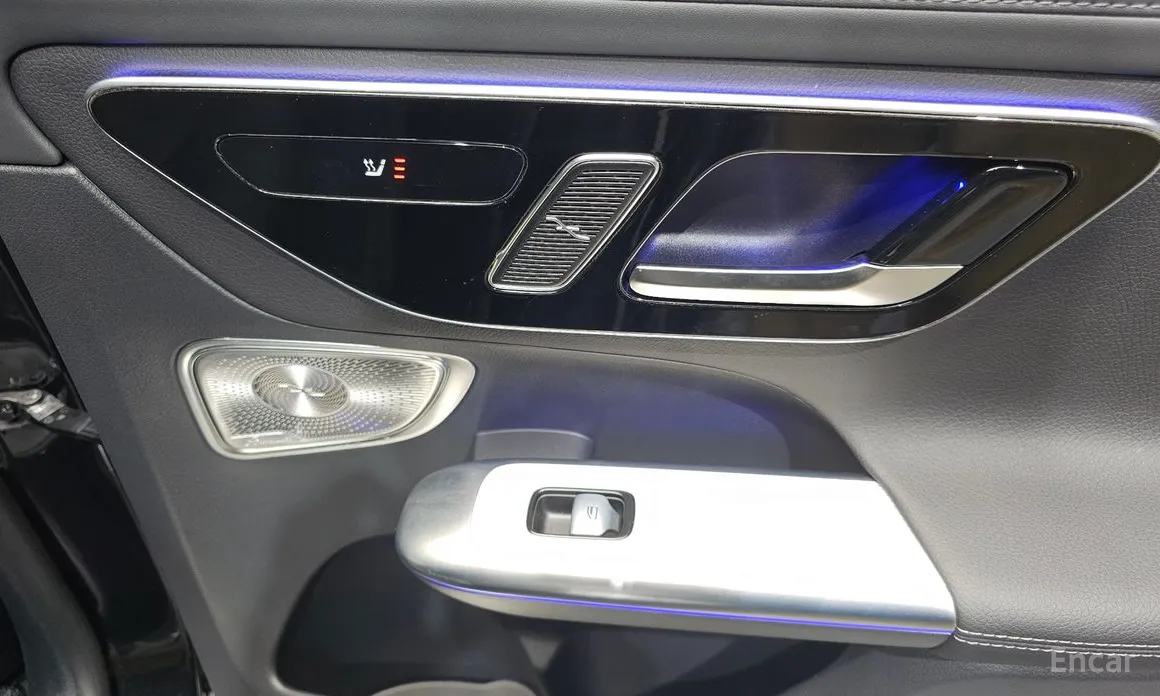 Фото 18 - Mercedes-Benz GLC-Class