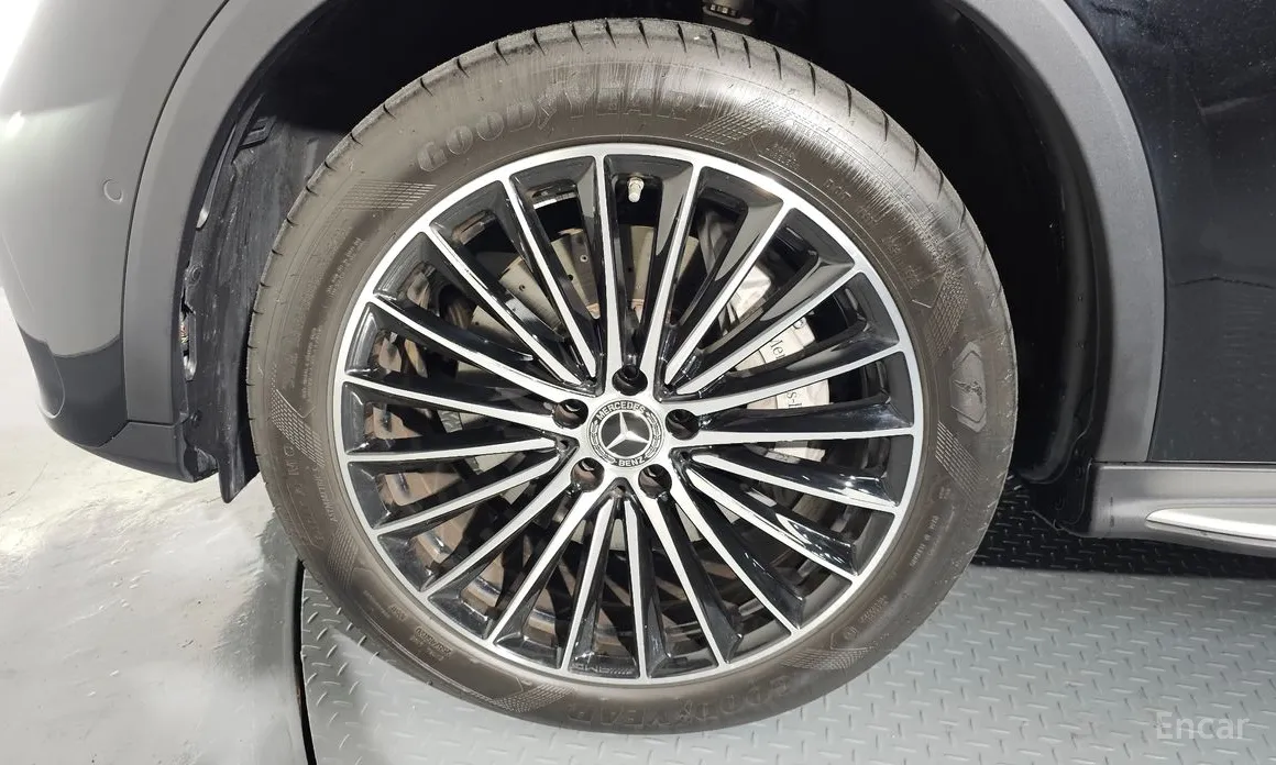 Фото 5 - Mercedes-Benz GLC-Class