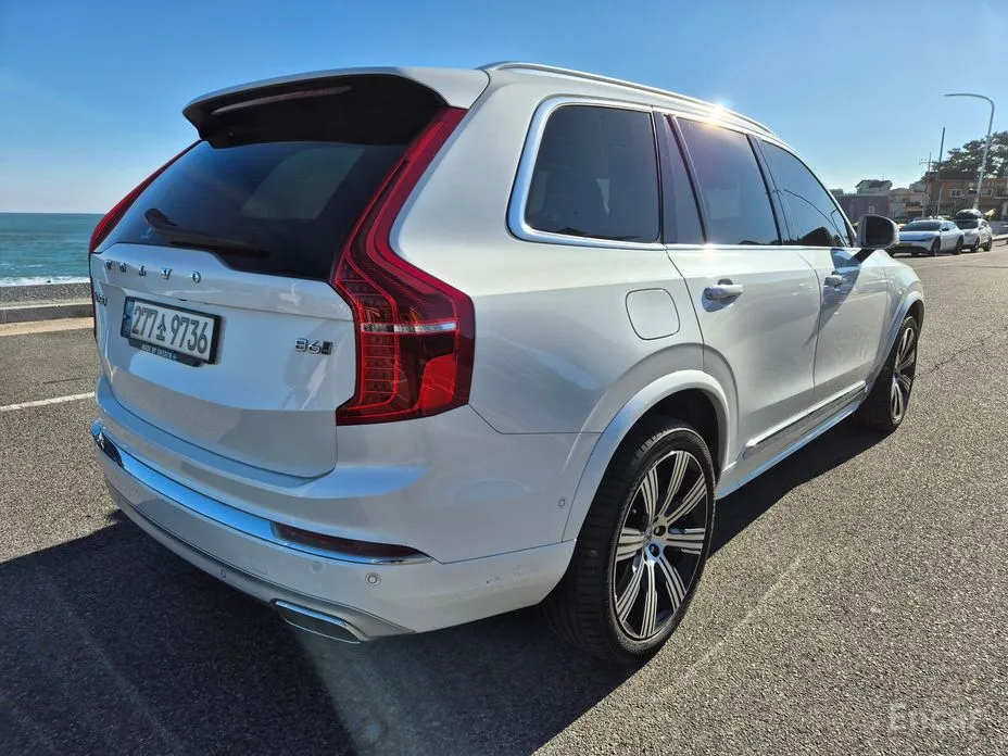 Фото 4 - Volvo XC90