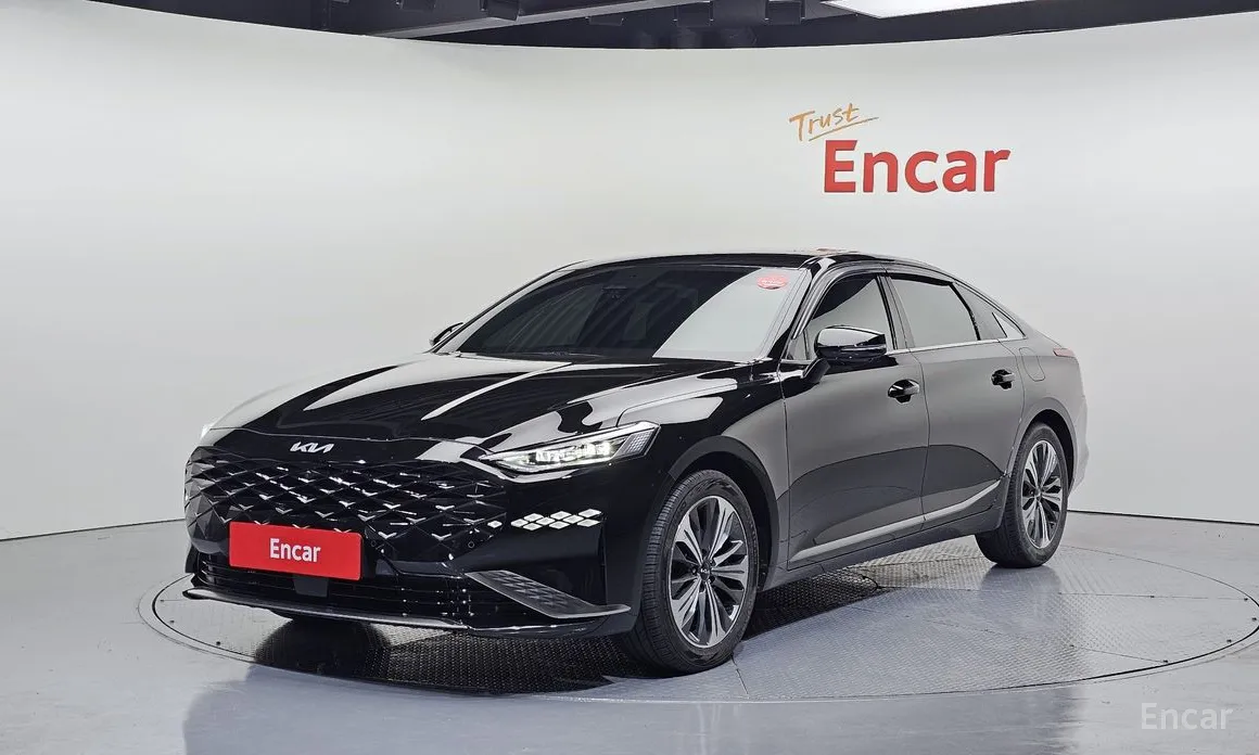 Фото 1 - Kia K8