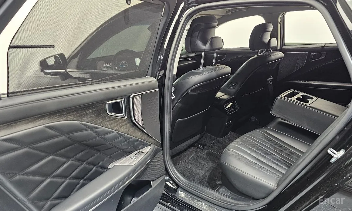 Фото 11 - Kia K8