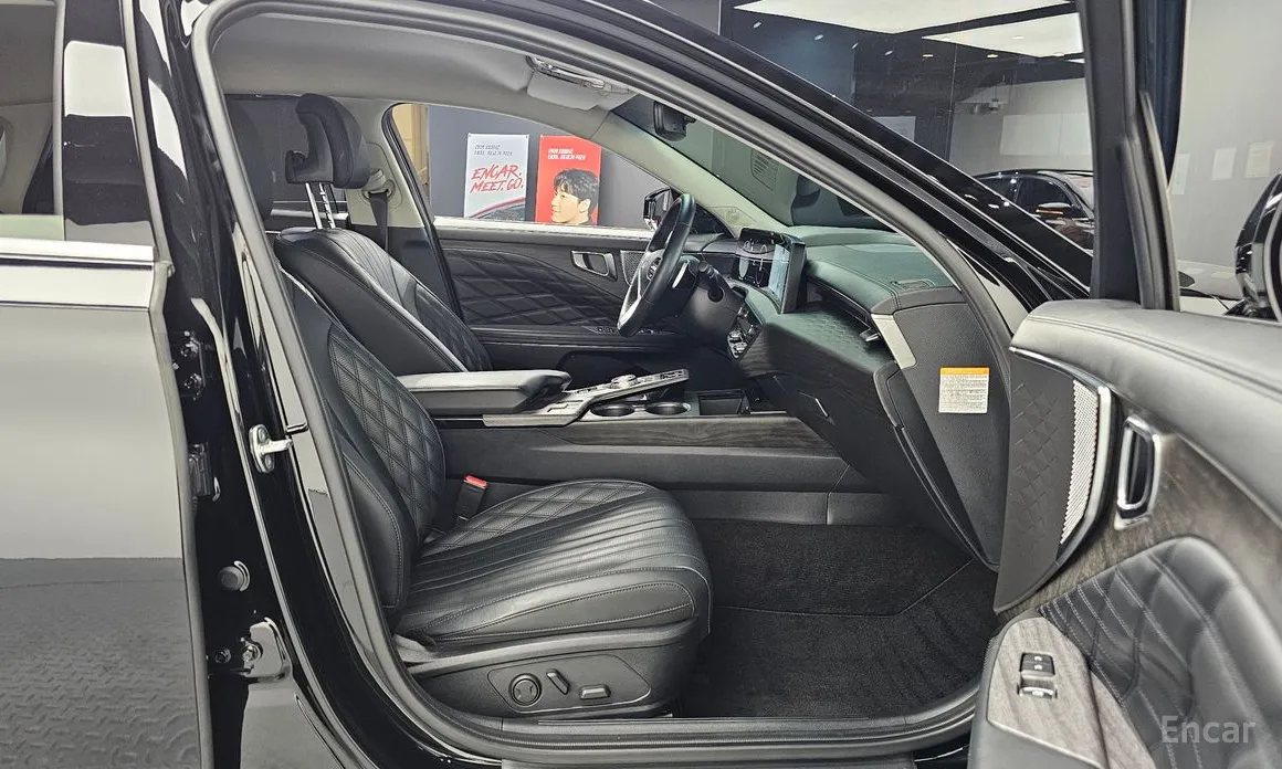 Фото 12 - Kia K8