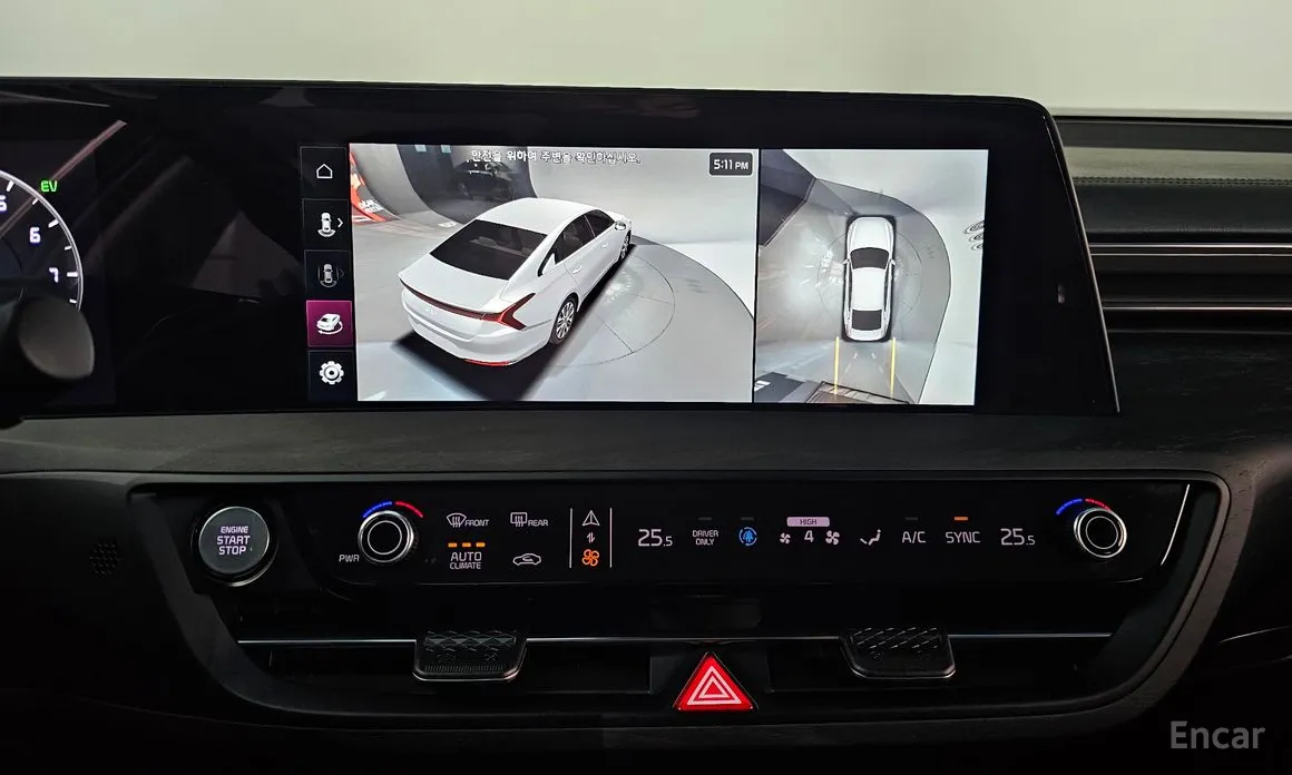 Фото 17 - Kia K8